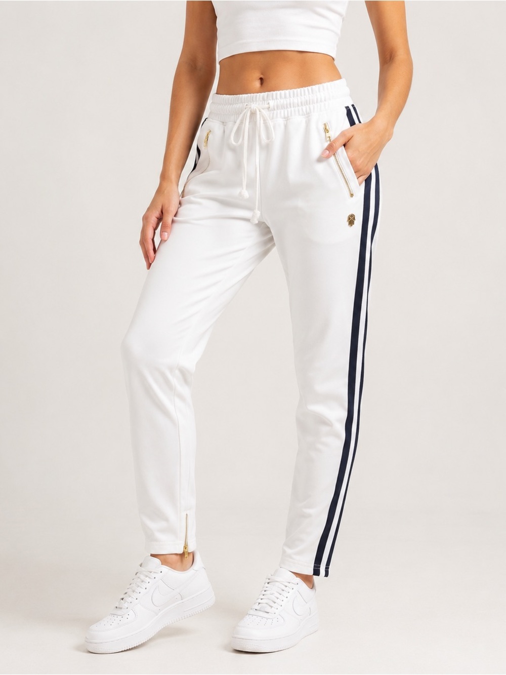 Title: KASH White Navy Side Stripe Joggers Gold Zip NWT Womens L